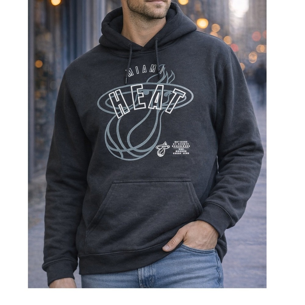 Miami Heat NBA Hoodie Men's XL Black Pullover Sweatshirt Excellent‎ Condition